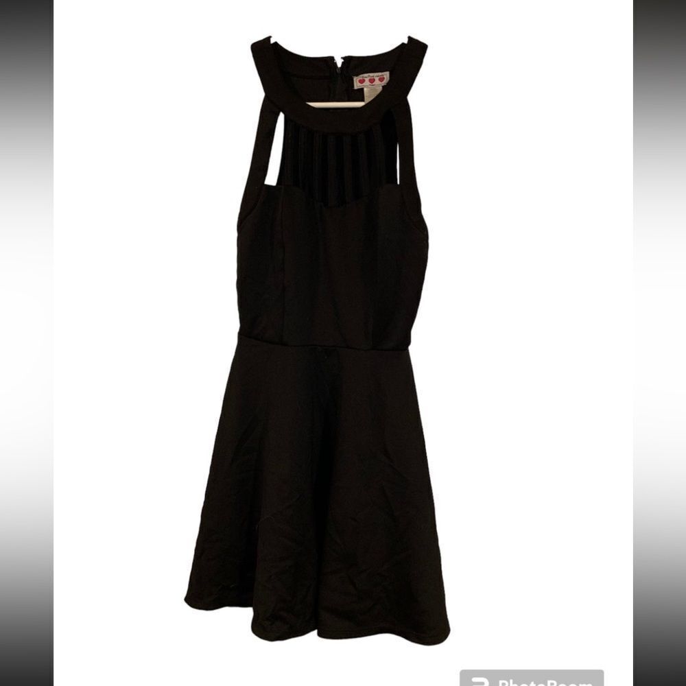 Three‎ Pink Hearts Size 5 Black Dress